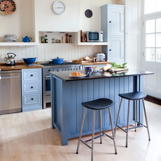 blue-classic-kitchen-1