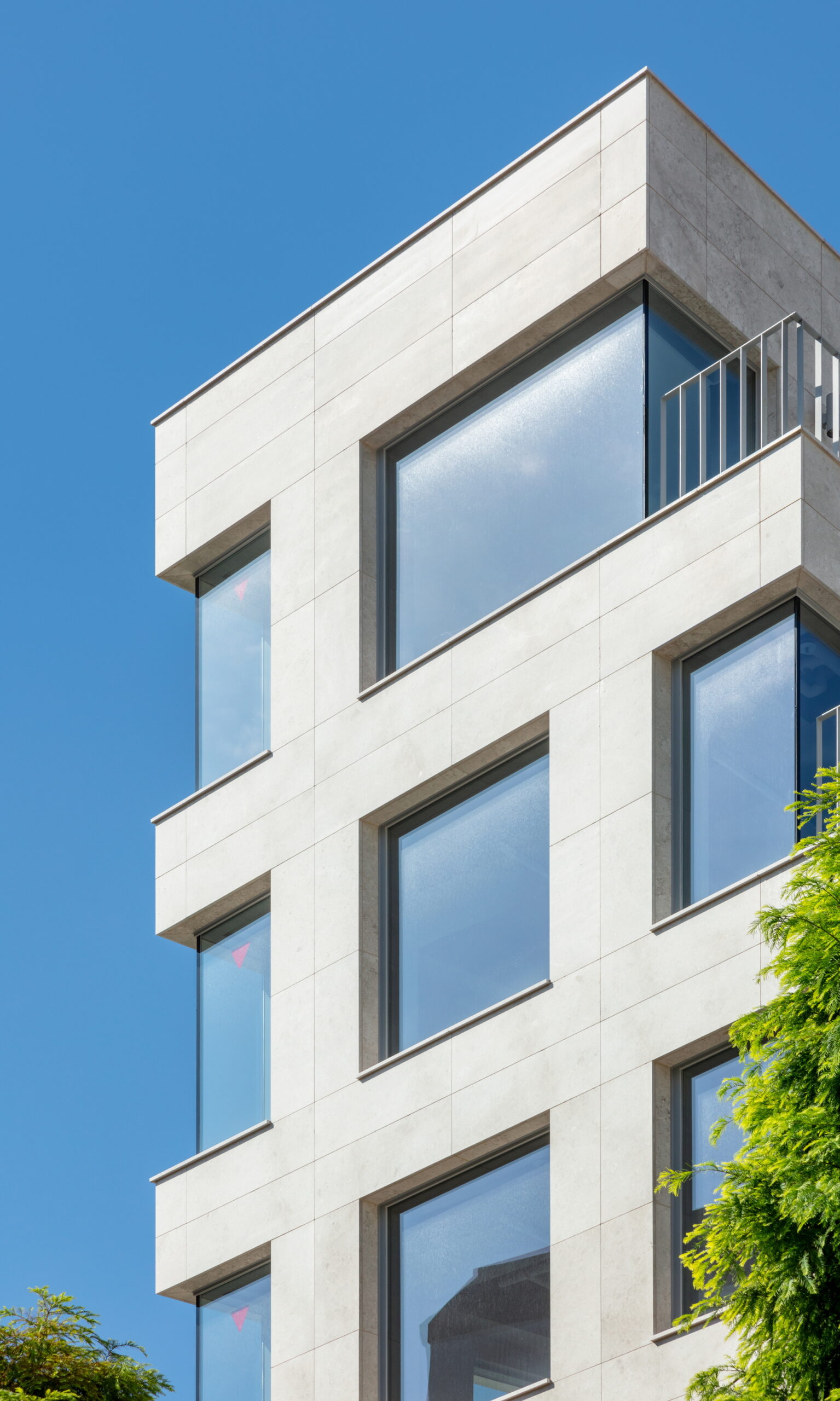 YP Building by Simplex Architecture 3