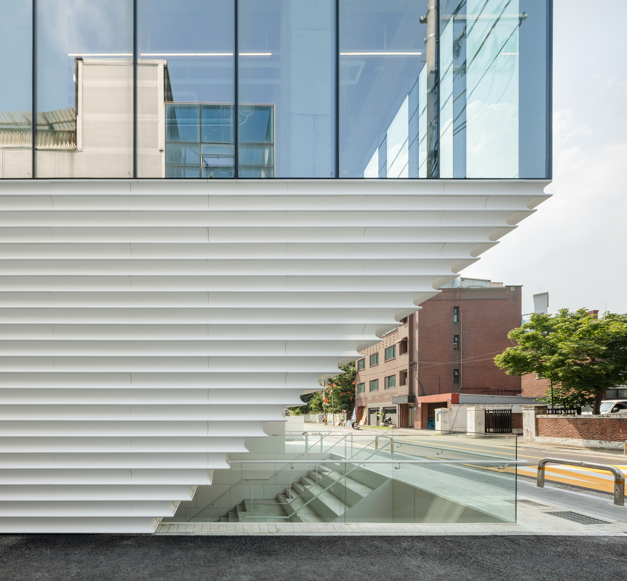 Hapjeong Artplex Mixed-use Facility by NOTNOT Architects 4