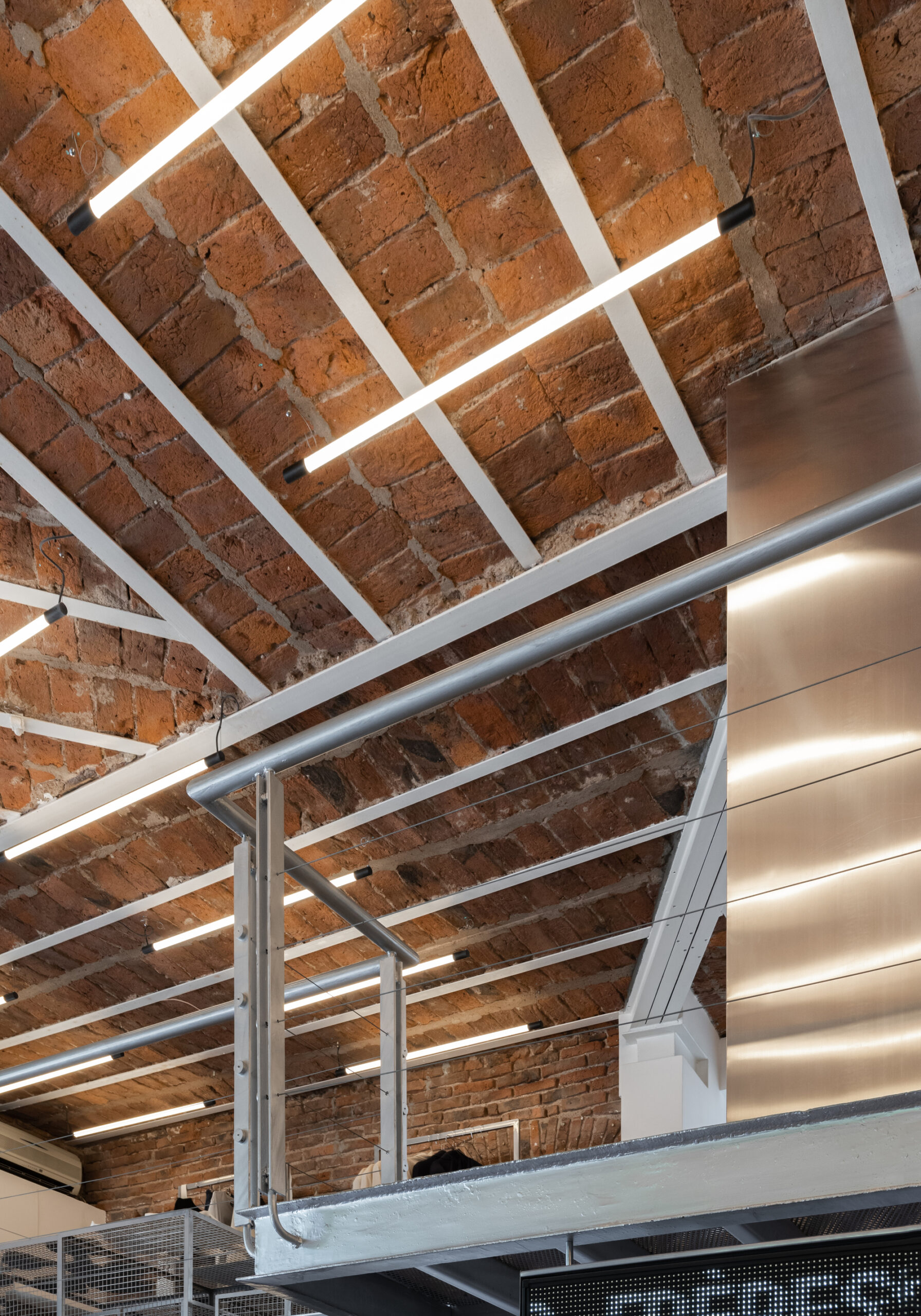 Freres II by Bali Studio 3