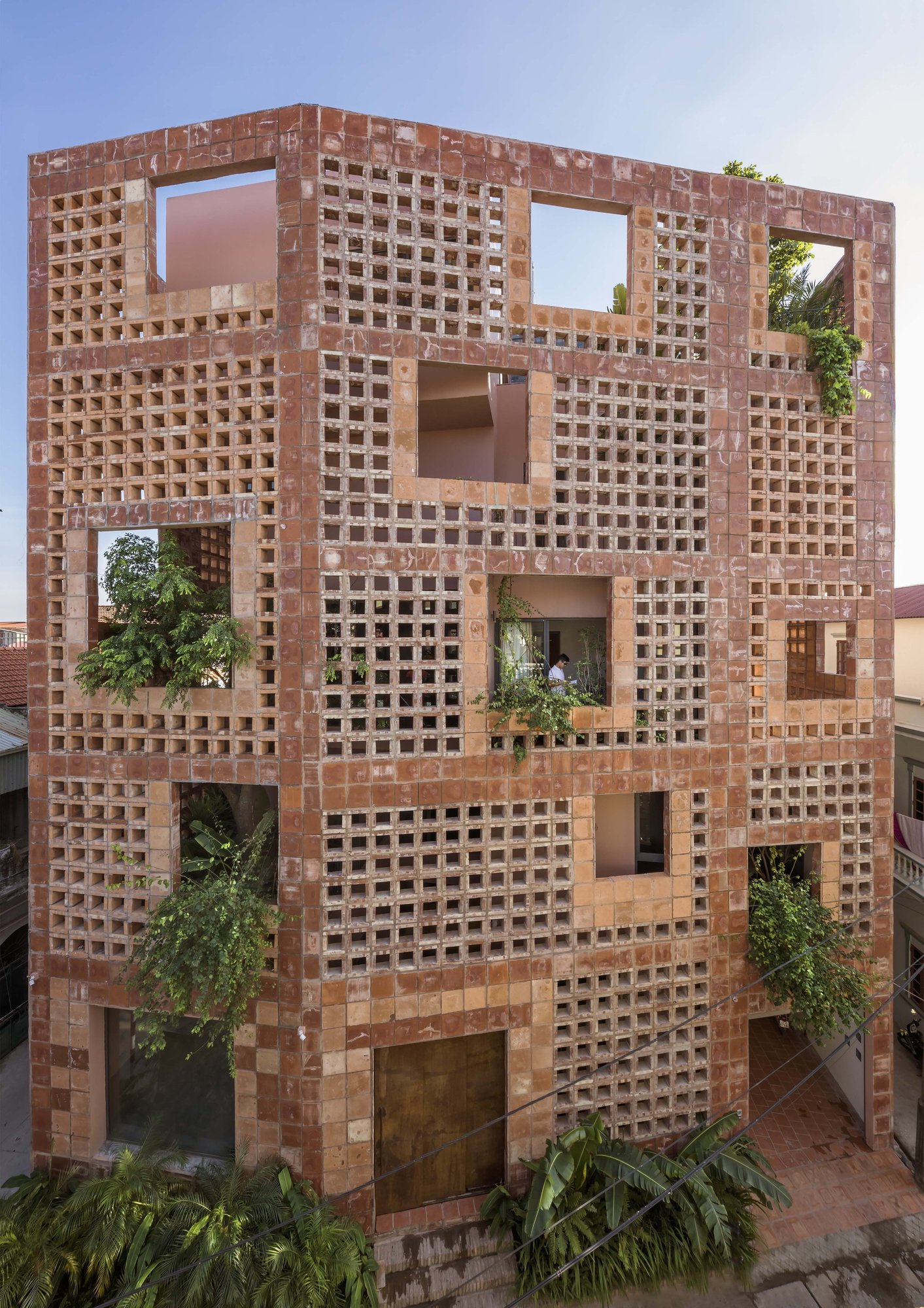 Bat Trang House 세라믹 벽돌 외벽 텍스처