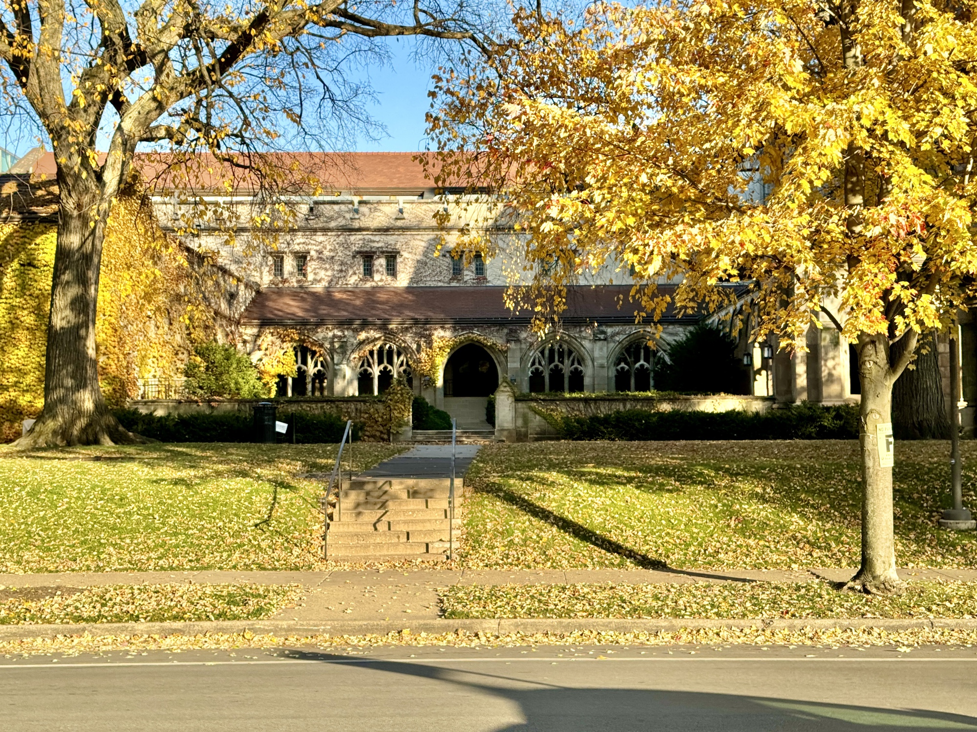 시카고대학교 Ida Noyes Hall 외관