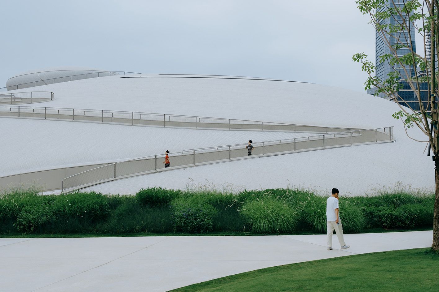 MAD가 설계한 Shenzhen Bay Culture Square 전경