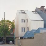 Rinskopf 골함석과 유리로 마감한 외관 전경