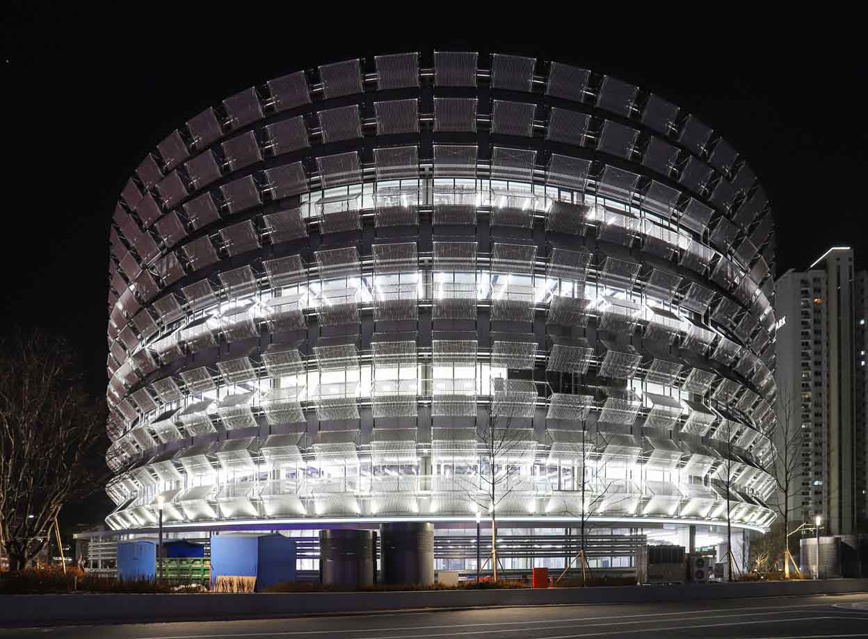Suwon High-Tech Center night elevation
