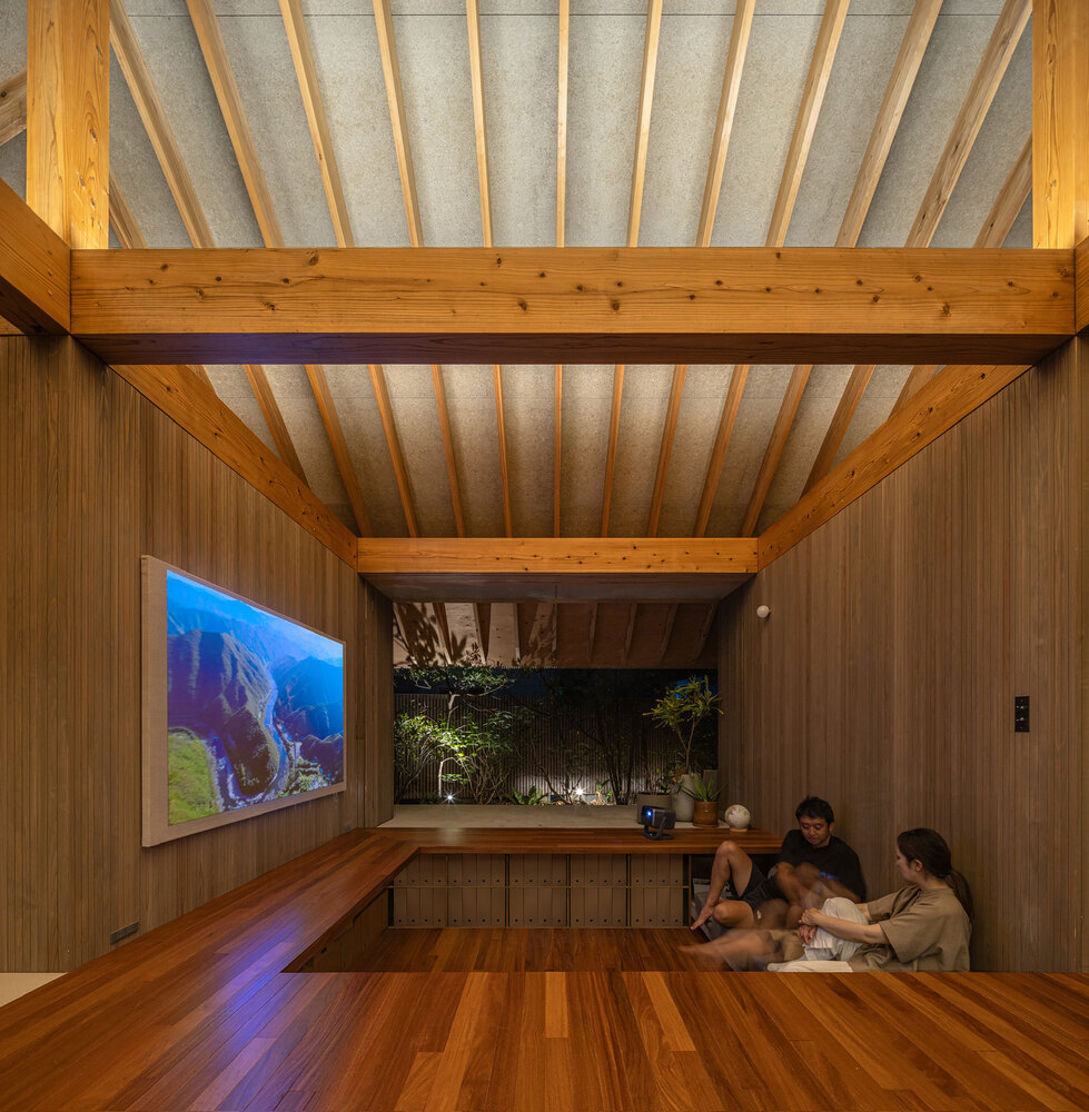 태풍이 와도 끄떡없는 목조 섬집, Amami House