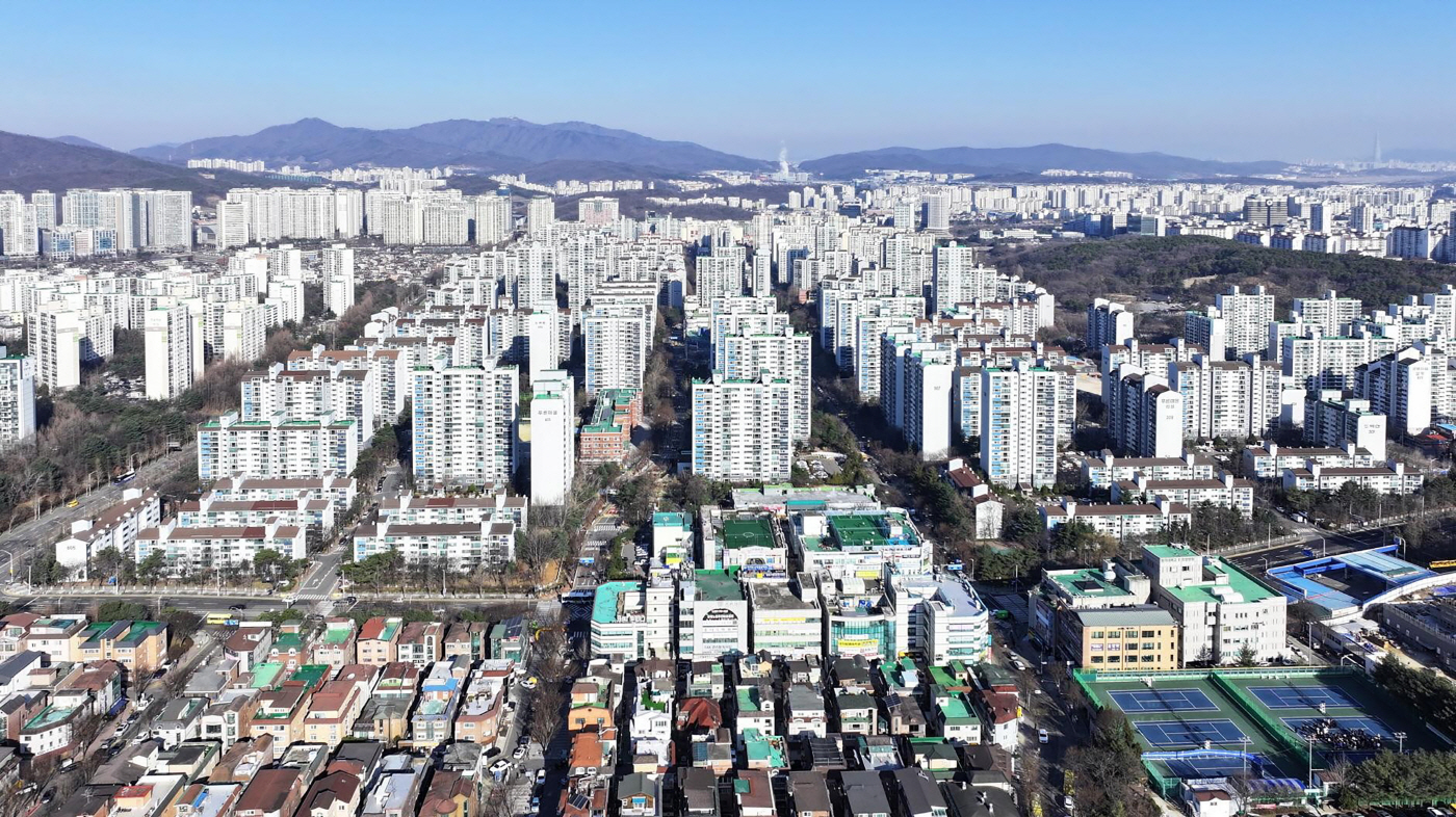 분당 선도지구 재건축 대상 아파트 단지 항공 전경