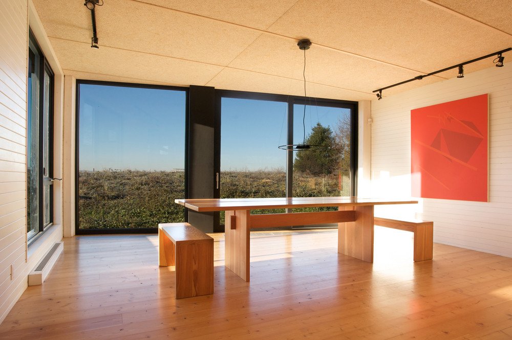 la cornette dining table