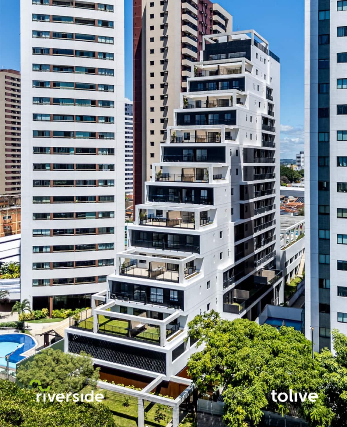 계단식 테라스로 쌓아올린 Riverside Tolive 외관